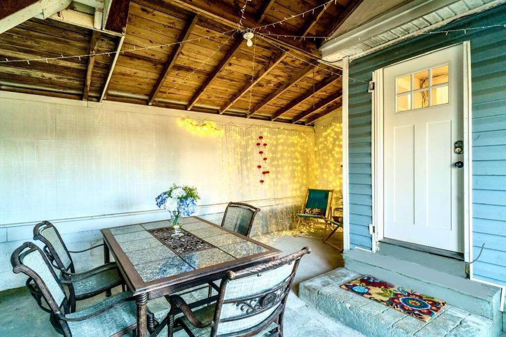 Dog And Family Friendly 4Br W Wifi And Fenced Yard By Zen Living Short Term Rental ルーレイ エクステリア 写真