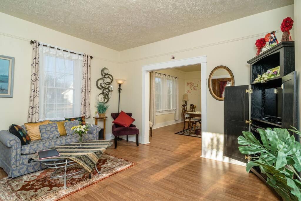 Dog And Family Friendly 4Br W Wifi And Fenced Yard By Zen Living Short Term Rental ルーレイ エクステリア 写真