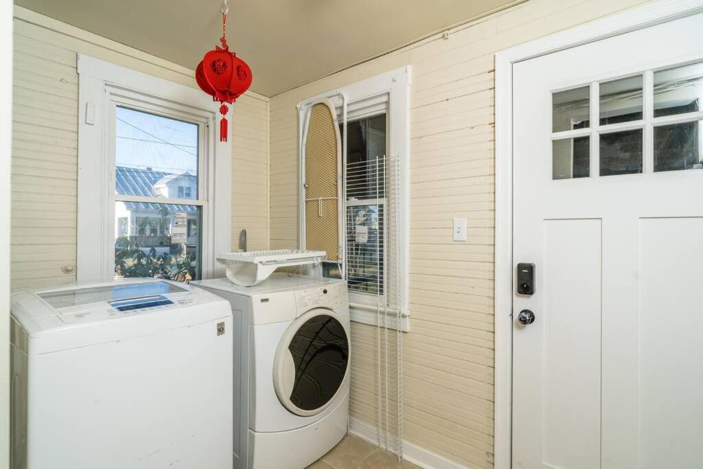 Dog And Family Friendly 4Br W Wifi And Fenced Yard By Zen Living Short Term Rental ルーレイ エクステリア 写真